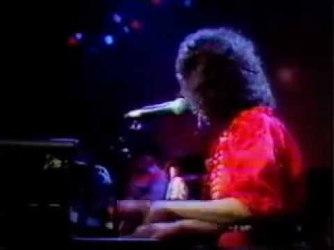 Jessi Colter sings Without You to Waylon Jennings