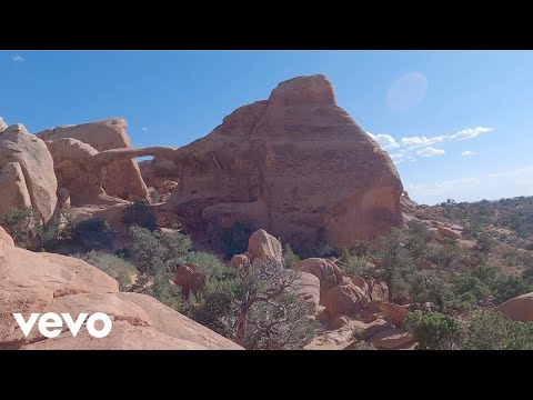 A Reminiscent Drive - Ambrosia (Visualizer)