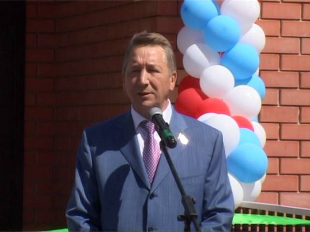 В деревне Новые Мертли открылся новый клуб (ВИДЕО)