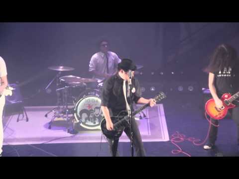 Tio Che - Bola 8 (Live at Roosevelt 2014)