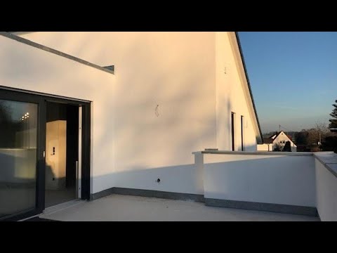 Neubau! Erstbezug! 2 ZKB (W5) Schöne, große DG-Wohnung mit Terrasse, EBK und PKW-Stellplatz!