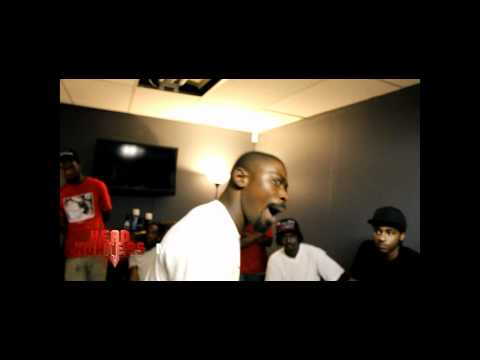 Stax Jeez vs Mike Moe