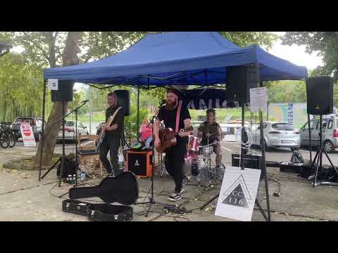 CC116 - ELKÖSZÖNŐS (Meg Egy Cukorka)