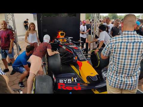 Red Bull Pit Stop Challenge