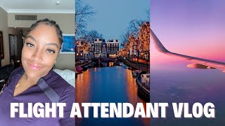FLIGHT ATTENDANT VLOG | We are back in Amsterdam!, broken plane, loud business meeting | VLOG 17