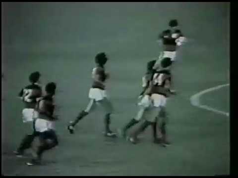 Zico Arthur (Flamengo) - 14/07/1981 - Flamengo 5x2 Cerro Porteño-PAR - 2 gols