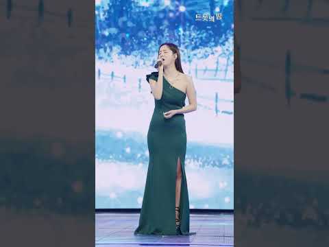 [4K세로직캠]은가은 첫눈처럼 너에게 가겠다 화요일은 밤이 좋아