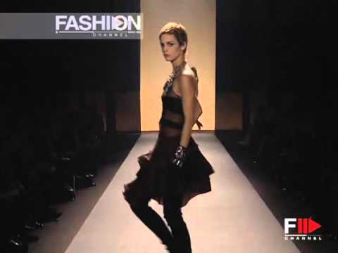 "Salvatore Ferragamo" Autumn Winter 2003 2004 Milan 3 of 3 Pret a Porter Woman by FashionChannel