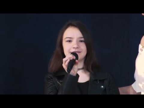 Maria Padure - Sia Alive