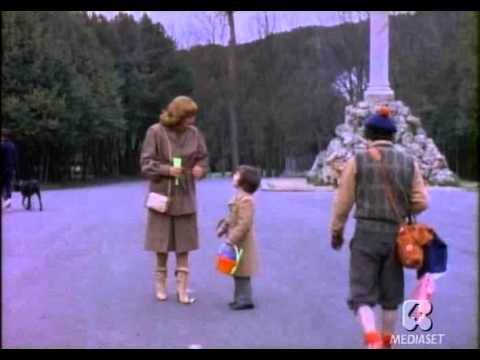 Pierino Contro Tutti  scureggia donna.avi