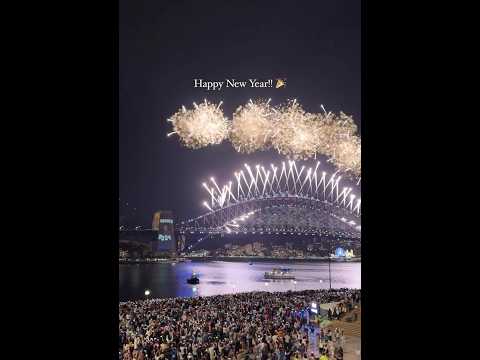 Sydney’s New Year’s Eve fireworks show | Sydney New Year Fireworks 2025 🎆