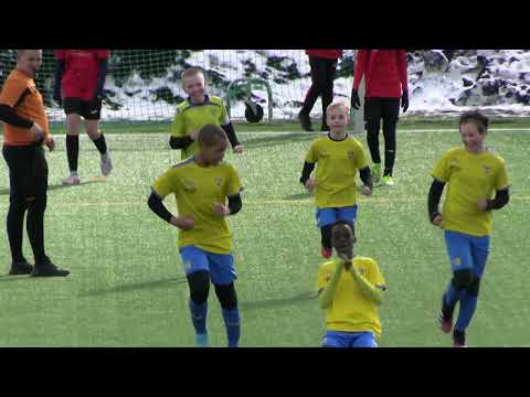 PKKU - IF GNISTAN P10/ KELTAINEN 1