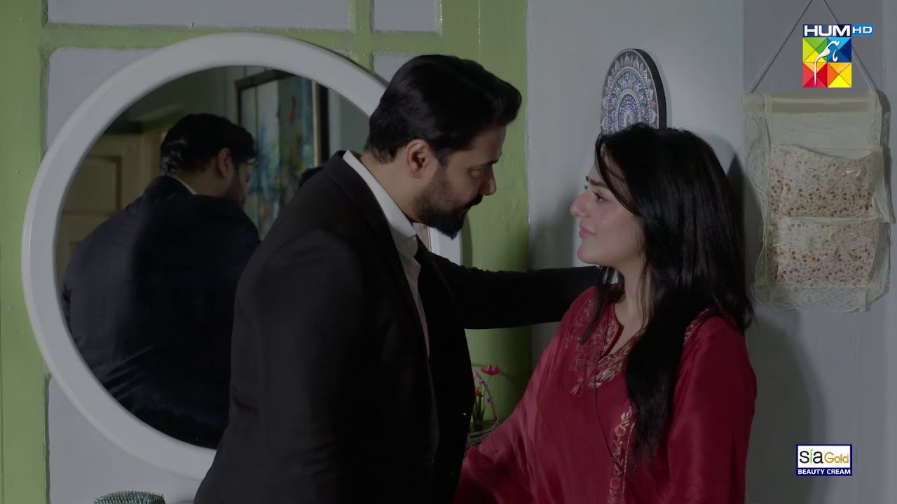 Yeh Sahi Jaga Nahi Romance Karne Ki..! #ainaasif #aliabbas - Woh Ziddi Si - HUM TV