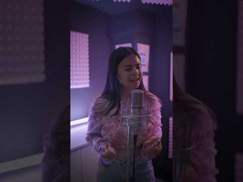 Writings on the wall  - Sara Markoska (Сара Маркоска) - Cover