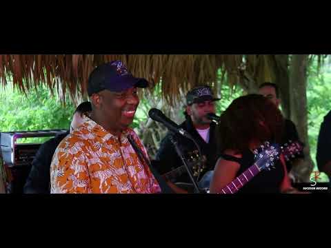 MEMIN LA CUCA EN VIVO