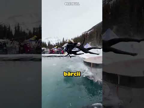 Ultima echipă a atașat opt schiuri sub barcă și a câștigat!