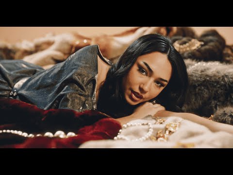 Elle Darlington - window shopping (Official Video)