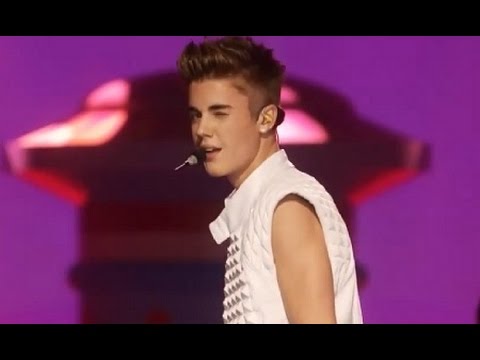 Justin Bieber - As Long As You Love Me - Victoria's Secret Fashion Show