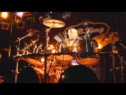 Billy Cobham's "Spectrum 40" - Drum Solo ...