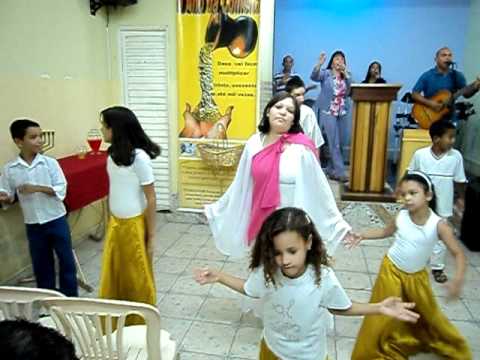 Quadrangular Vera Cruz....B.H...M.G....15-05-2011 - Domingo.... louvor -