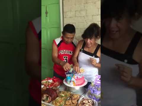 2 money pulling cakes💸