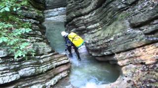 preview picture of video 'Canyoning Val di Scroa (Veneto, Prealpi Dolomiti Bellunesi)  2012'