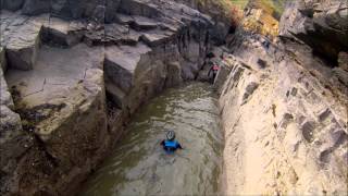 preview picture of video 'Collieston Coasteering - Cliff Jumping and Newburgh for BBQ'