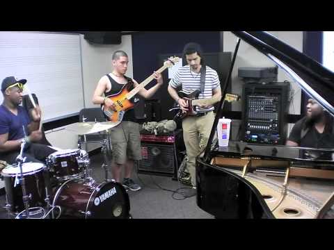 Zayn & Friends Shed @ Berklee Part 3