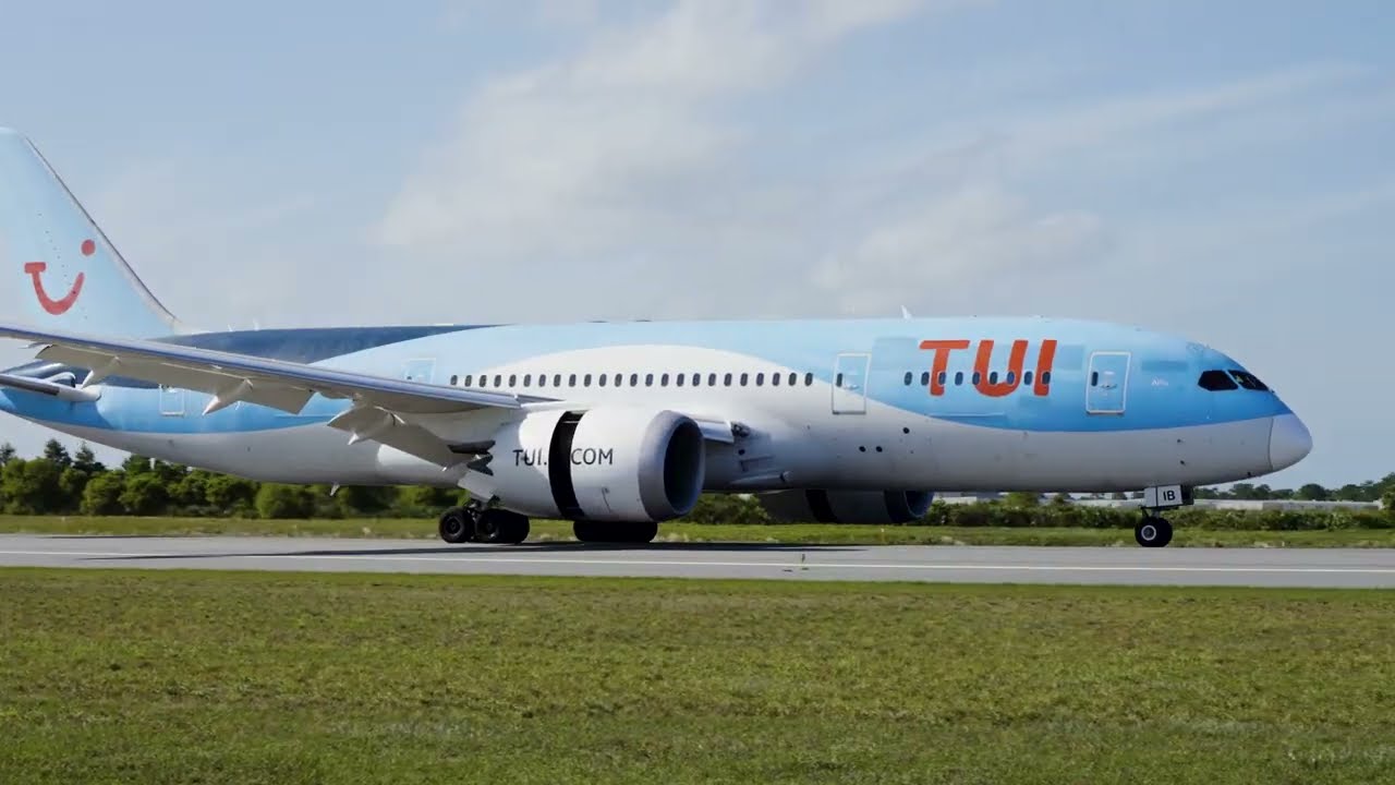 TUI Airlines - Inaugural Landing Promo