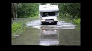 preview picture of video 'In high water on the Exstew River with the 4x4 Triple E RV'