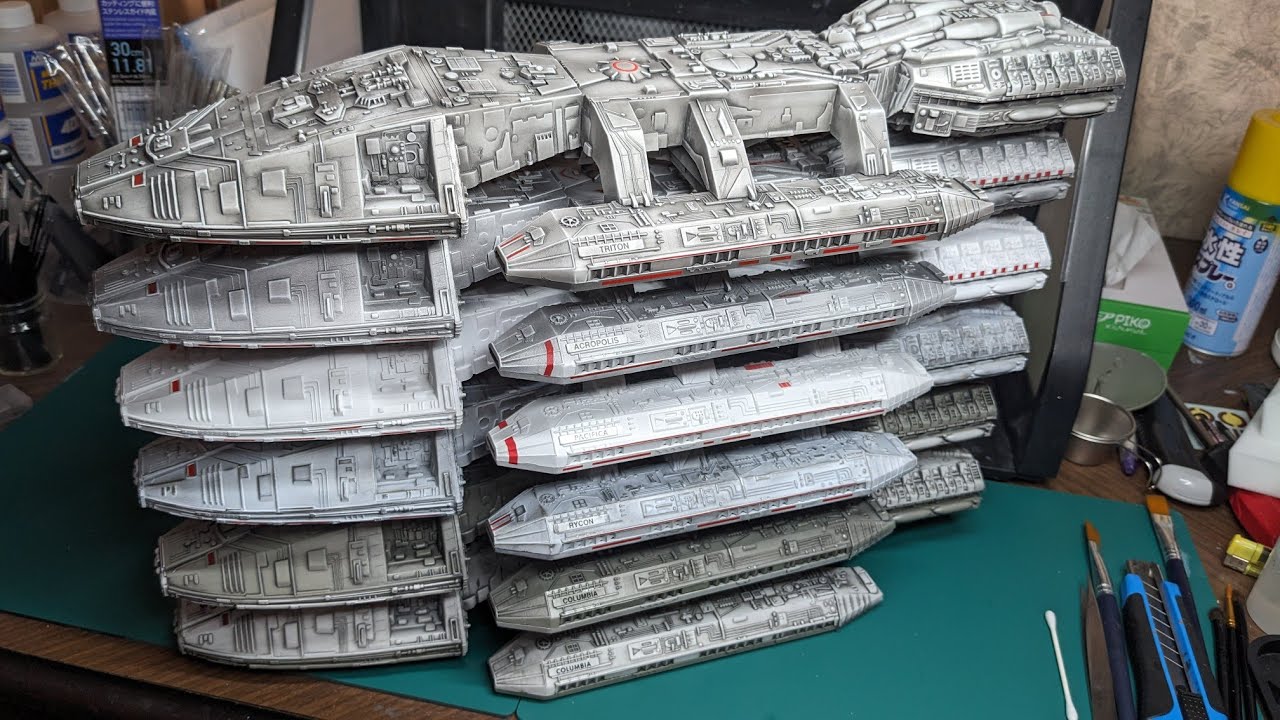 モノグラム製ギャラクティカ、COLUMBIA完成