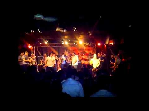 boban & marko markovic live in Paris April 2011