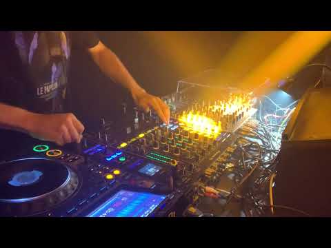 Reset club | DESEDEND | 23:30 - 00:45 | PHARA, ROSMUNDO, BRIAN REMI, IVAN LABARTA.