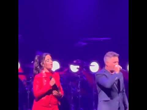 Alejandro Sanz & Camila Cabello - Mi Persona Favorita (Live on La Gira)