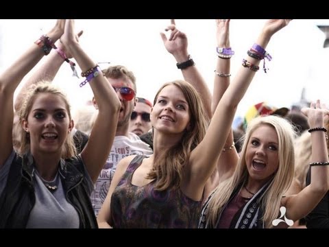 Afrojack - Live on Stage @ Creamfields 2013 (Video)