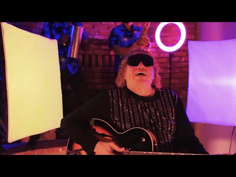 Discos America and Los Karkik's