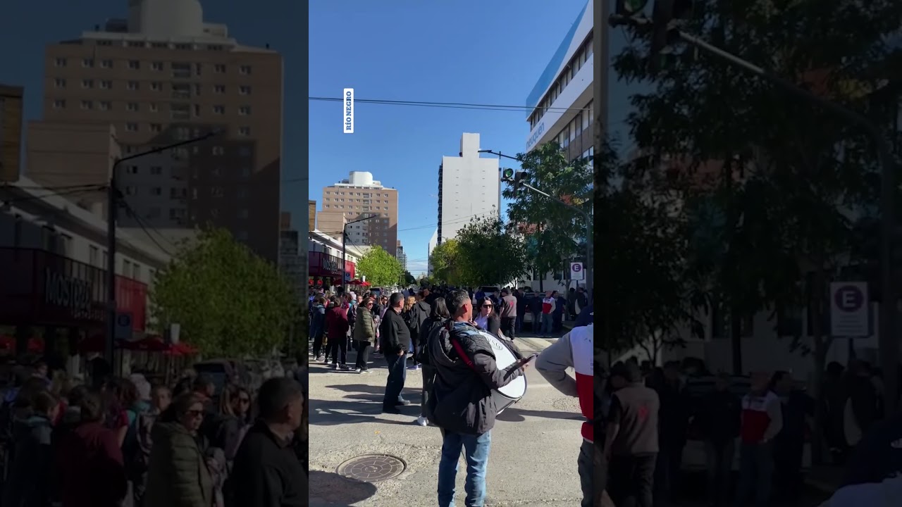 📢 Corte en el centro de Neuquén: protesta de trabajadores municipales y recicladores