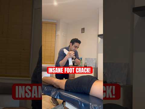 EXTREMELY LOUD AND SATISFYING FOOT CRACK! #osteopath #chiropractic #satisfying #asmr #feet