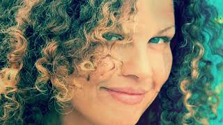 Alana Davis - Love Again - May 4, 2018