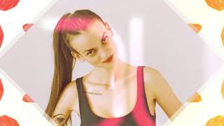 382019 GIRLS ON DECKS