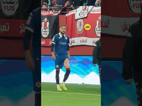 إصابة زياش تُنهي مشاركته مبكرًا في مباراة الوداد والفتح الرباطي