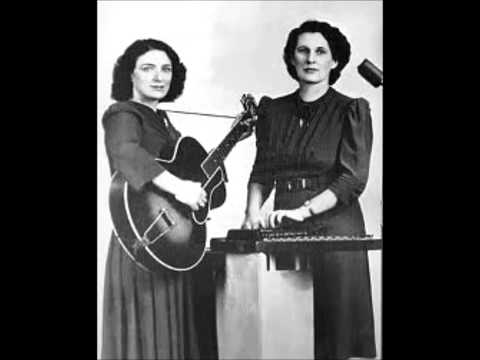 Sara and Maybelle Carter - Hello Central ! Give Me Heaven [1934].