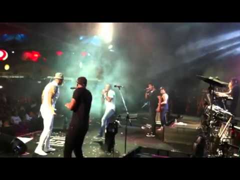 Samba comunidade no ensaios Verão do parangole