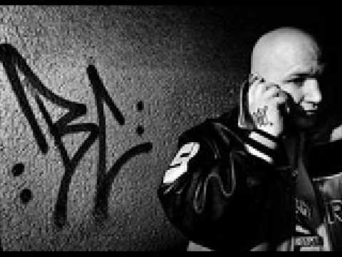 Mc Bogy feat. Deso Dogg - Brennt den Club ab