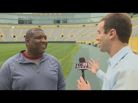 Curt Menefee Height