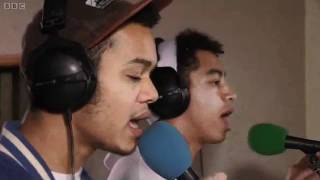 Video Santa Clause Is Coming To Town de Rizzle Kicks