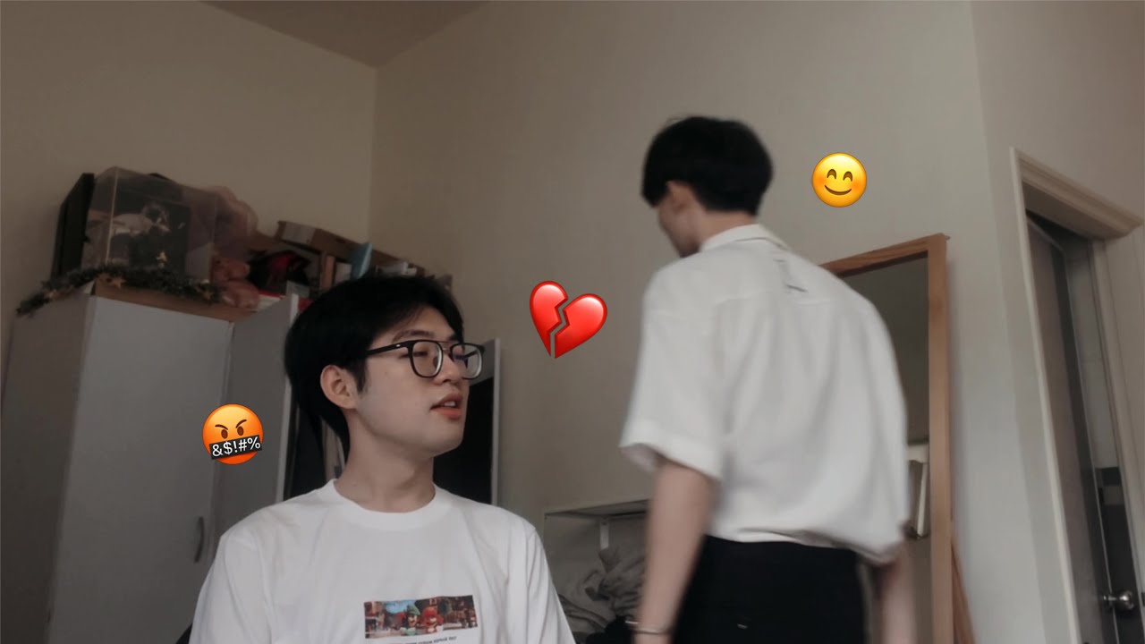 Pretending to have a date with someone else, my boyfriend got angry...