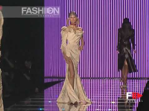 "John Galliano" Autumn Winter 2001 2002 3 of 3 Paris Pret a Porter by Fashion Channel