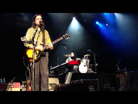 Weezer - Keep Fishin' (11.11.2012)