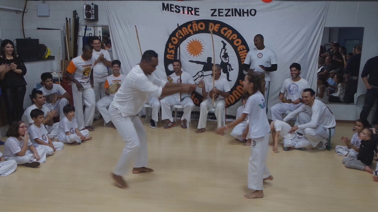 Roda juvenil Adulto 1ª graduação e jogo do Matheus e Kael | 1º Vida com Capoeira 2017